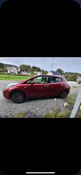 Nissan Leaf 2 of 6