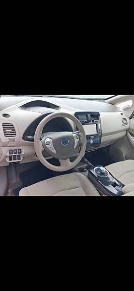 Nissan Leaf 6 of 6