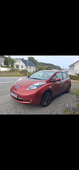 Nissan Leaf 5 of 6