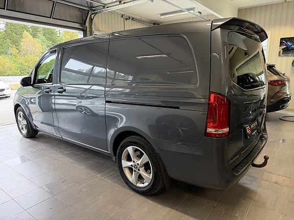 Mercedes-Benz Vito 4 of 27