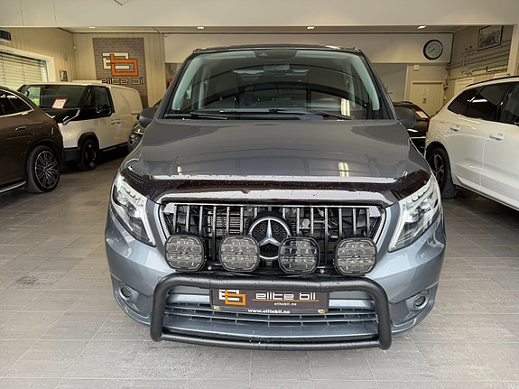 Mercedes-Benz Vito 2 of 27