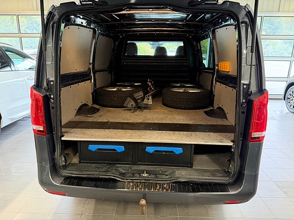 Mercedes-Benz Vito 16 of 27