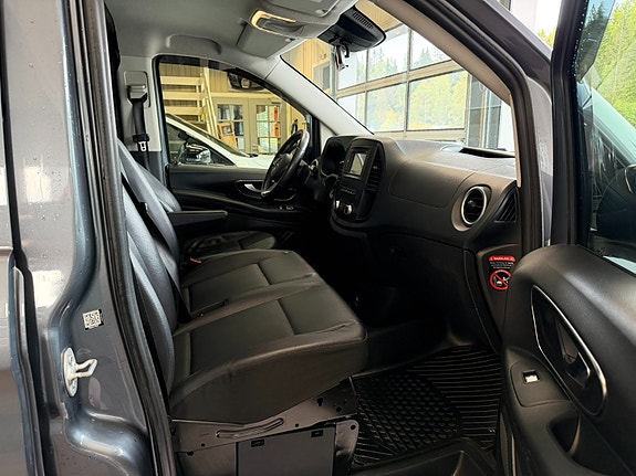 Mercedes-Benz Vito 11 of 27