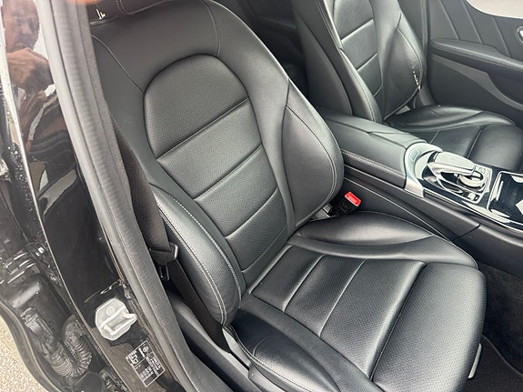 Mercedes-Benz C350 e 3 of 12