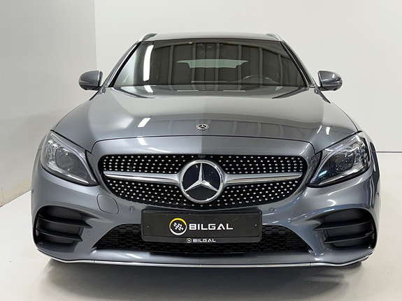 Mercedes-Benz C220 d 2 of 30
