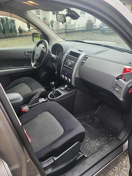 Nissan X-Trail 6 of 6