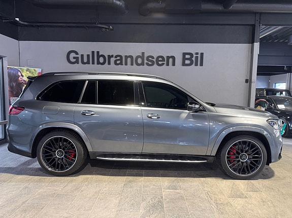 Mercedes-Benz GLS63 4 of 30