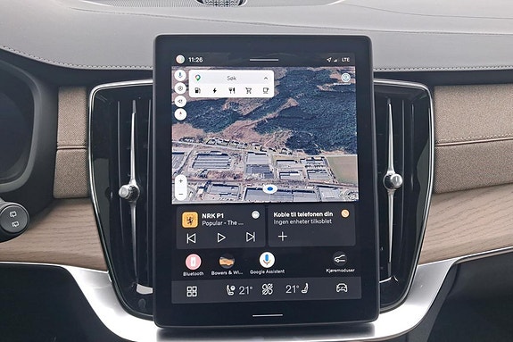 Volvo XC90 17 of 30
