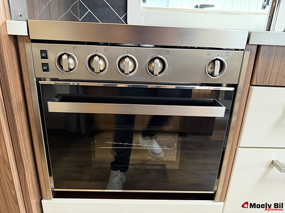 Polar 620 BQD-ALDE-SOLCELLE-LITHIUM-GASSKOMFYR-MICRO-QUEENBED-STORT BAD-FANTASTISK HELÅRSVOGN++ 21 of 30