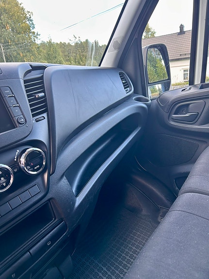 Iveco Daily 7 of 15