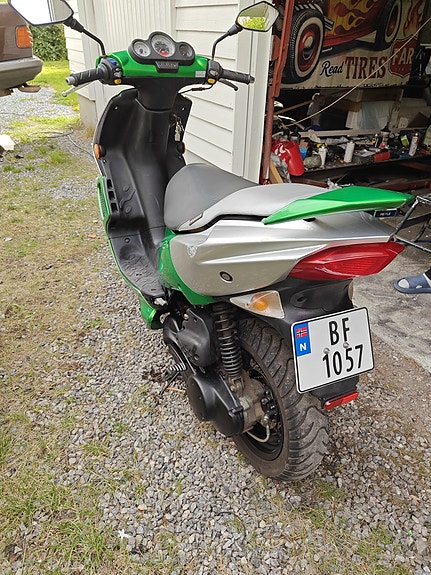 Peugeot Speedfight 2 3 of 3