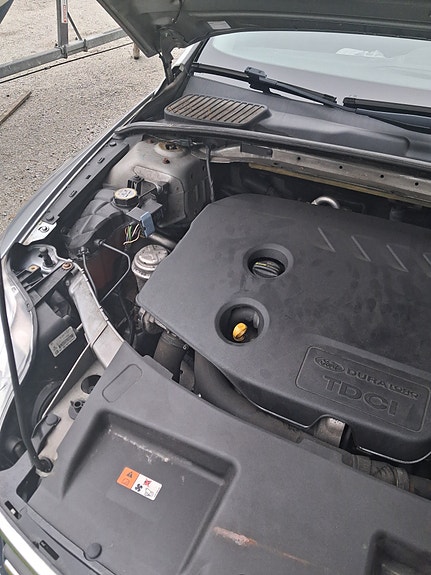Ford Mondeo 9 of 13