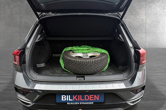 Volkswagen T-Roc 7 of 15