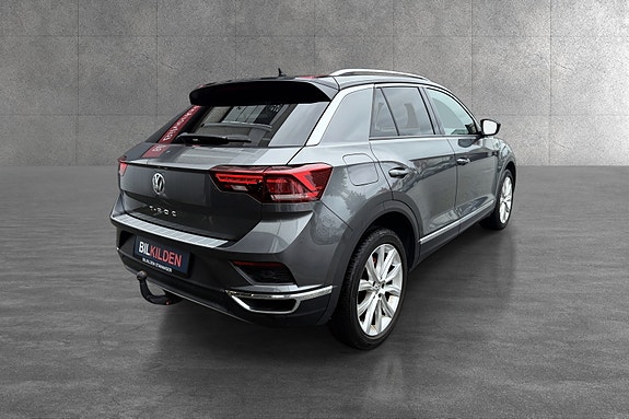 Volkswagen T-Roc 2 of 15