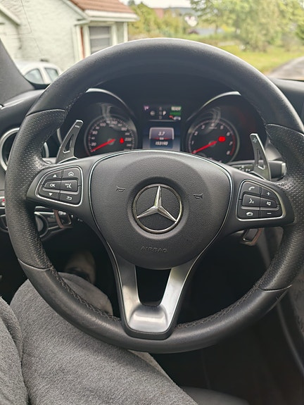 Mercedes-Benz C350 e 12 of 15