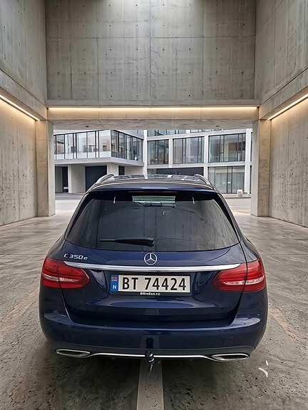 Mercedes-Benz C350 e 5 of 15