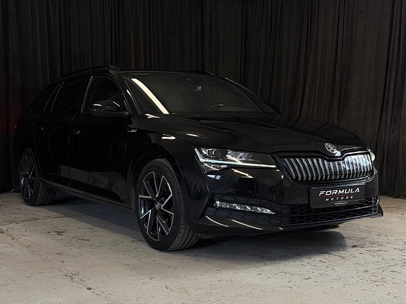 Skoda Superb 17 of 30