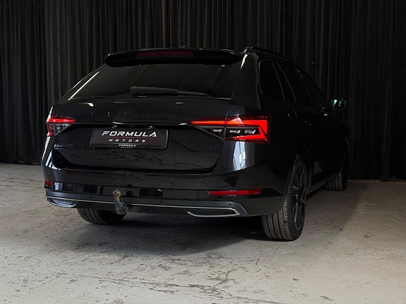 Skoda Superb 11 of 30