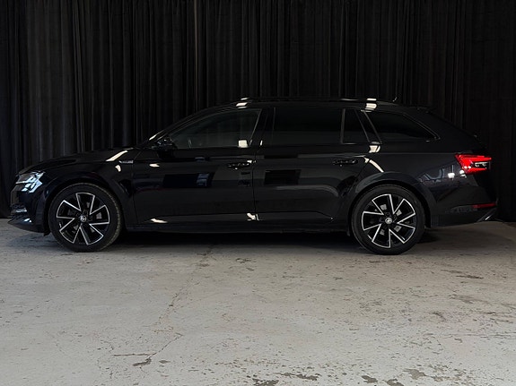 Skoda Superb 5 of 30