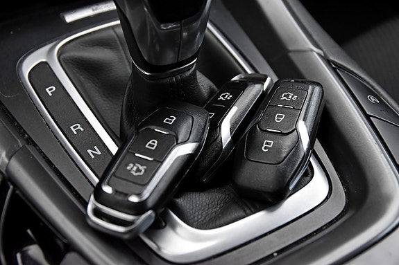 Ford Mondeo 19 of 19