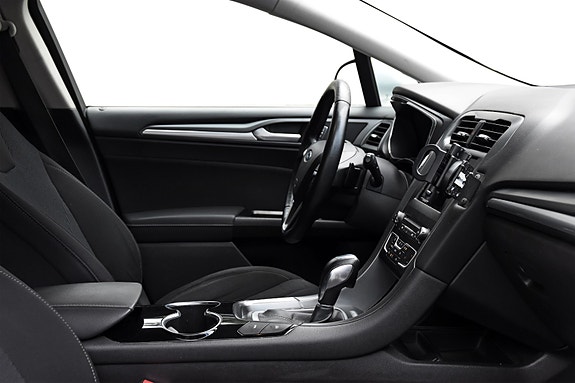 Ford Mondeo 9 of 19