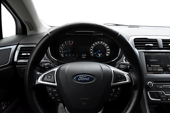 Ford Mondeo 14 of 19