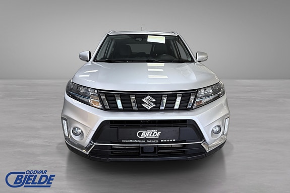 Suzuki Vitara 2 of 13