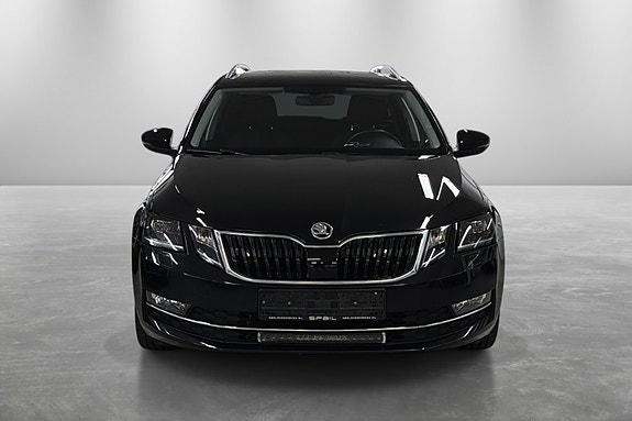 Skoda Octavia 8 of 21