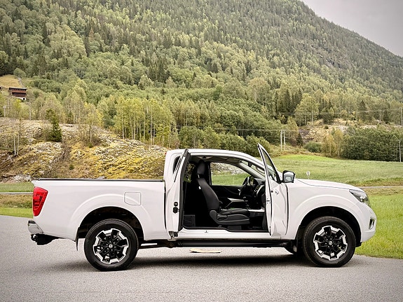 Nissan Navara 6 of 30