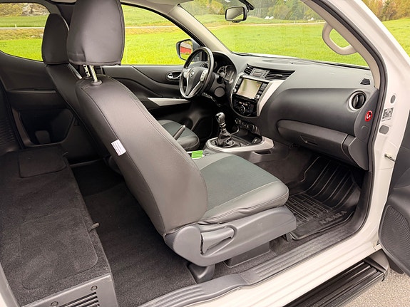 Nissan Navara 20 of 30