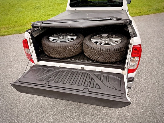 Nissan Navara 18 of 30