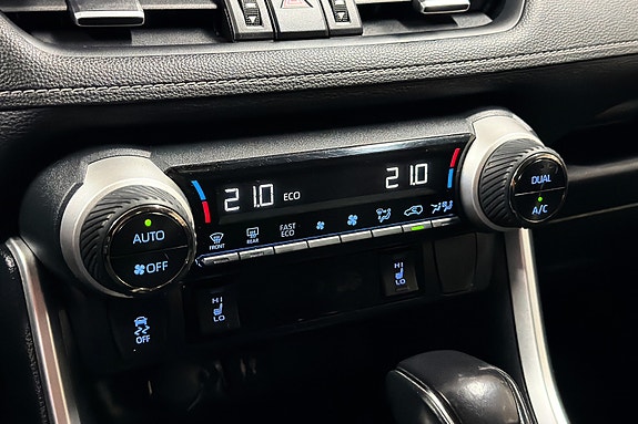 Toyota RAV4 17 of 19