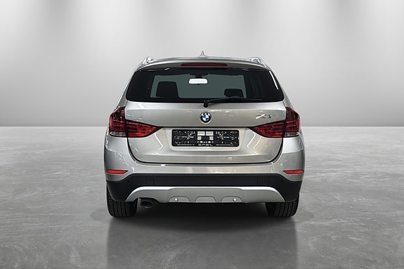 BMW X1 4 of 14