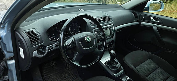 Skoda Octavia 10 of 19