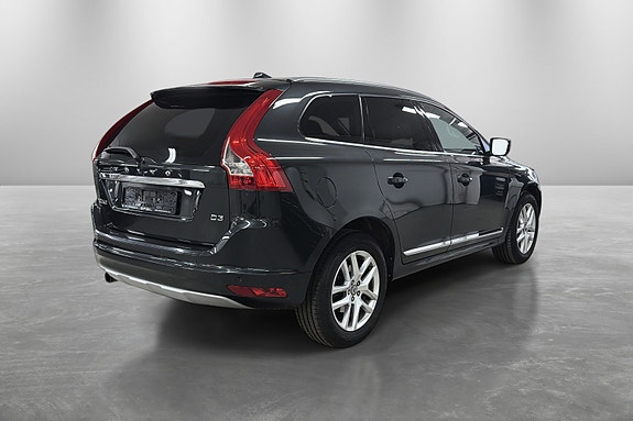 Volvo XC60 5 of 26