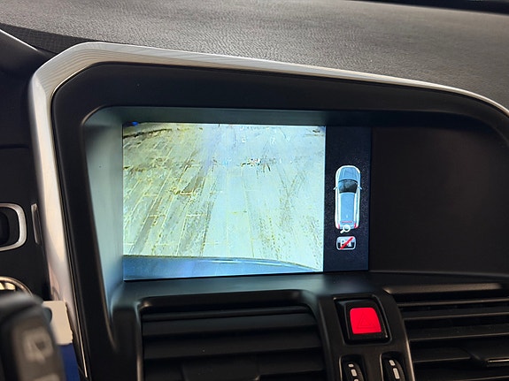 Volvo XC60 19 of 26