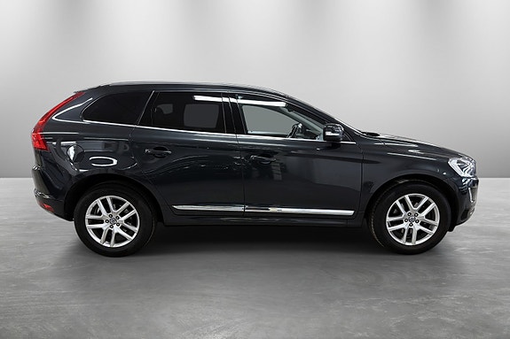 Volvo XC60 6 of 26