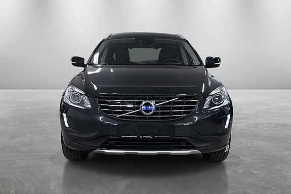 Volvo XC60 8 of 26