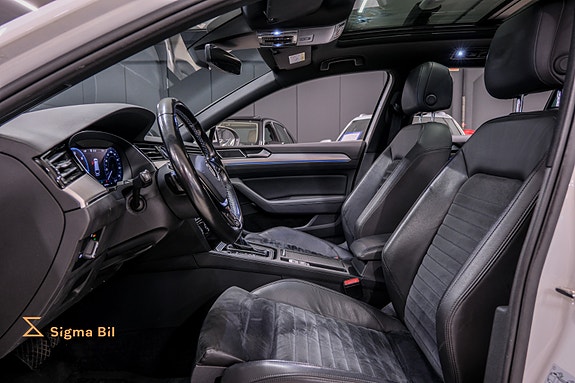 Volkswagen Passat 21 of 30