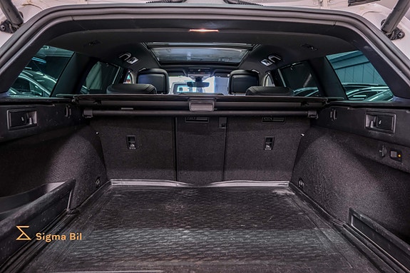 Volkswagen Passat 17 of 30