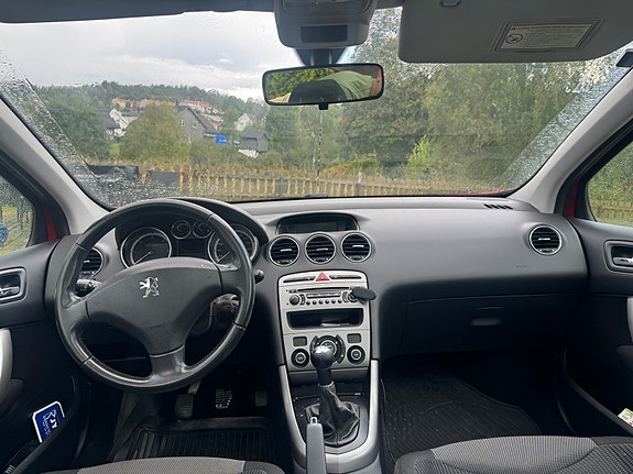 Peugeot 308 6 of 7