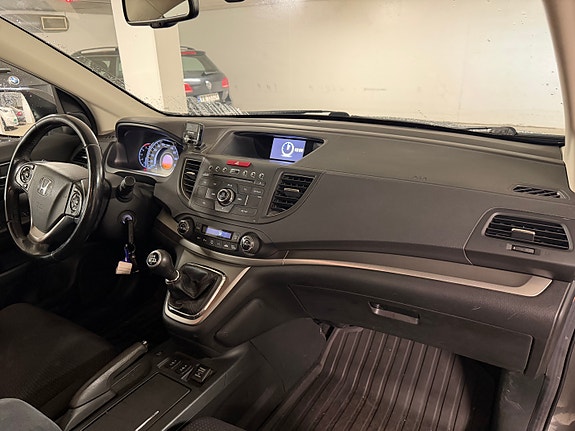 Honda CR-V 11 of 29