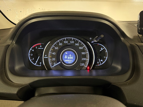 Honda CR-V 16 of 29