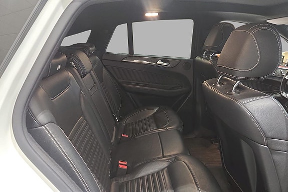 Mercedes-Benz GLE43 17 of 20
