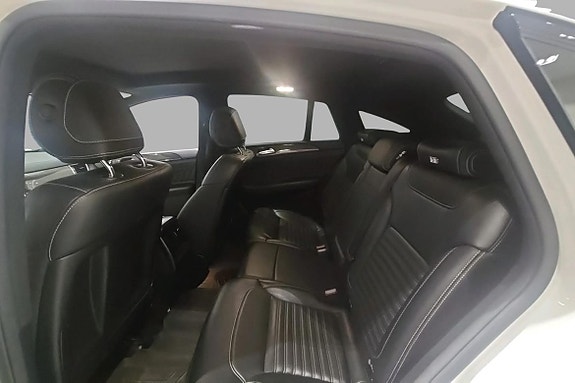 Mercedes-Benz GLE43 16 of 20