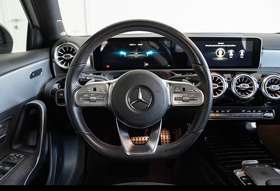 Mercedes-Benz A200 8 of 20