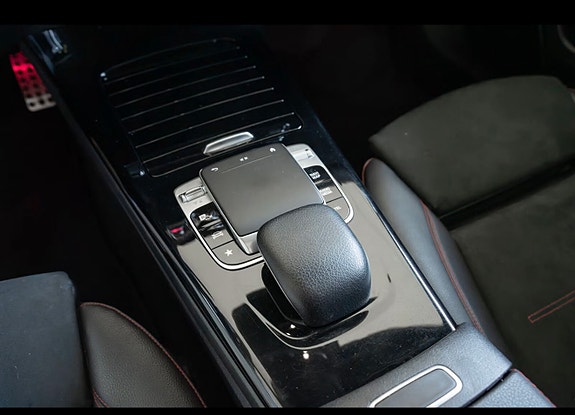 Mercedes-Benz A200 13 of 20