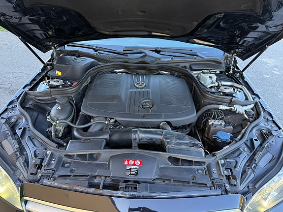 Mercedes-Benz E220 d 12 of 26