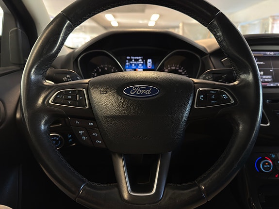 Ford Focus 26 of 30
