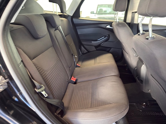 Ford Focus 17 of 30